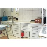 Dulap metalic cabinet medical/stomatologic de colt cu usa si polita , 340x460x690x830 mm